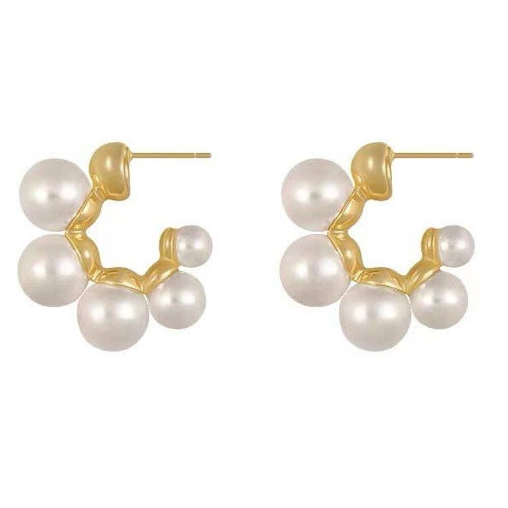 Pearl Elegant C-Shape Stud Earrings DPJE1403